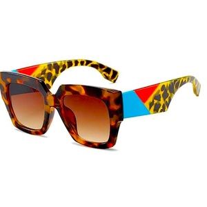 ❤️ $3/$20 TORTOISE SQUARE SUNGLASSES